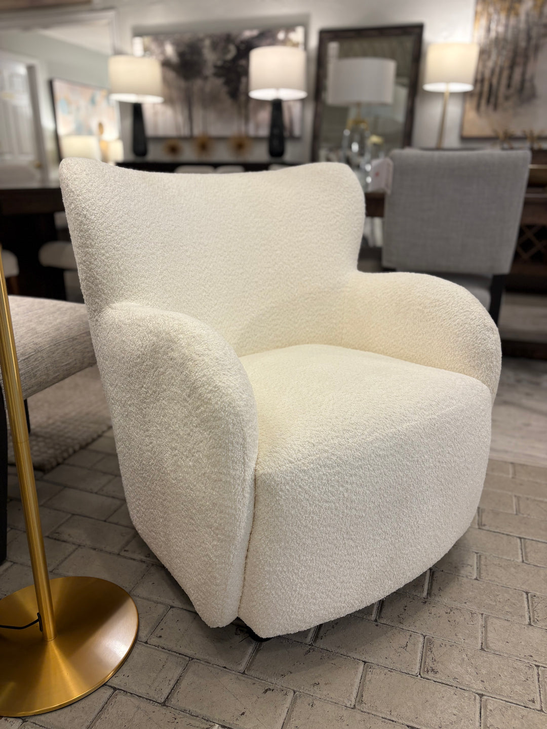 Contour Stationary Chair