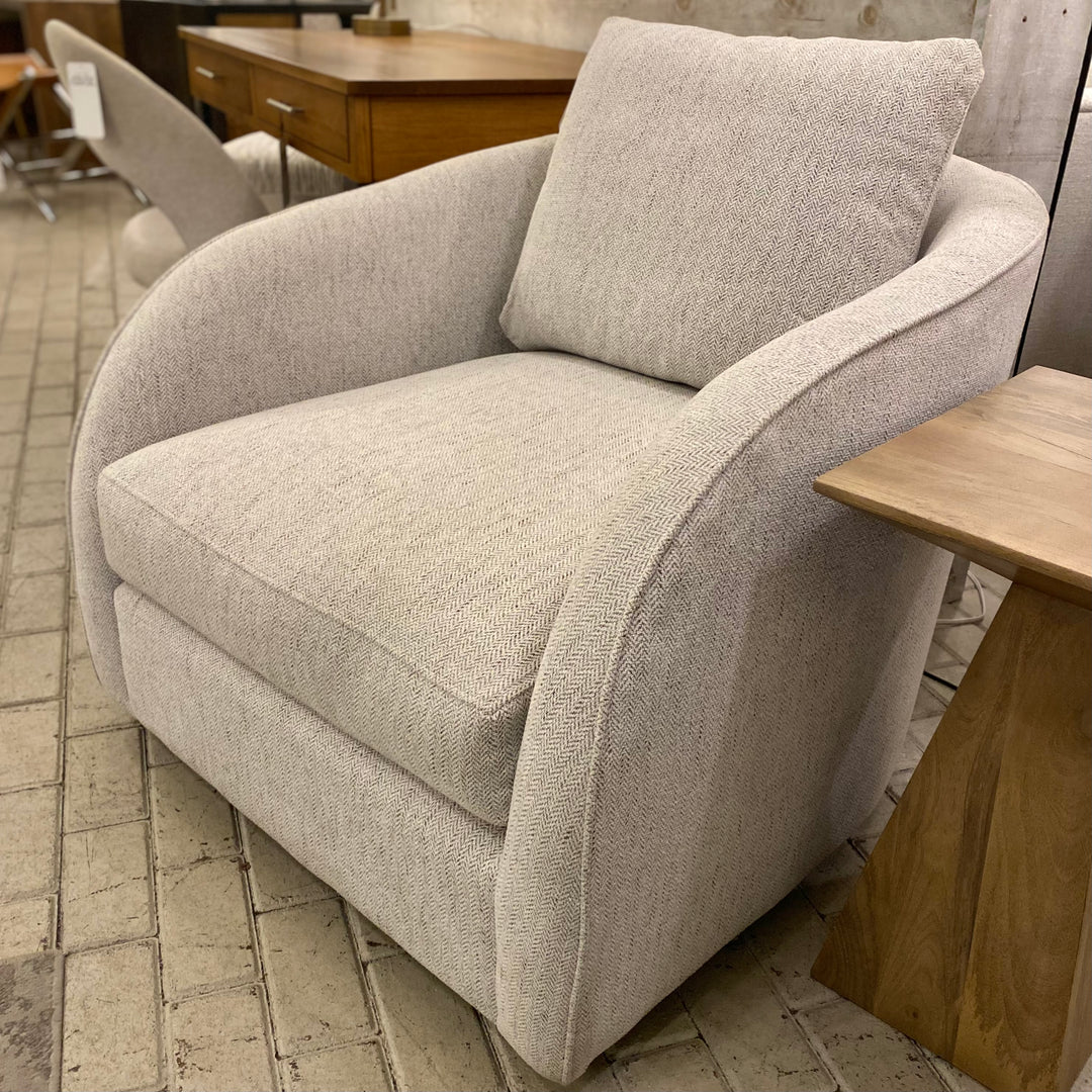 Cove Chair