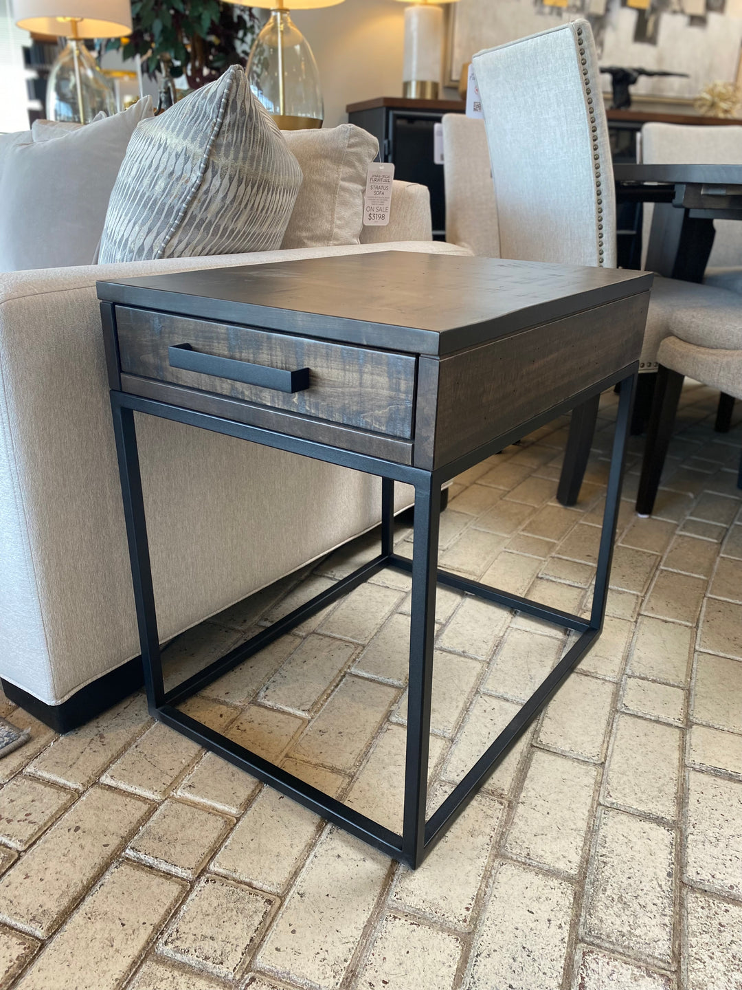 Collingwood End Table