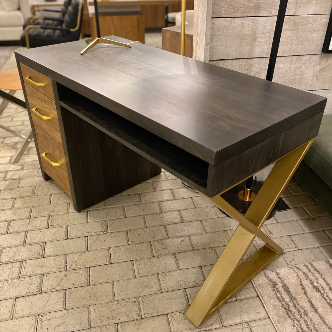 The Kace III Desk