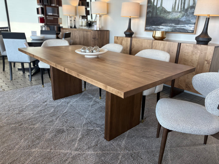 Como Dining Table